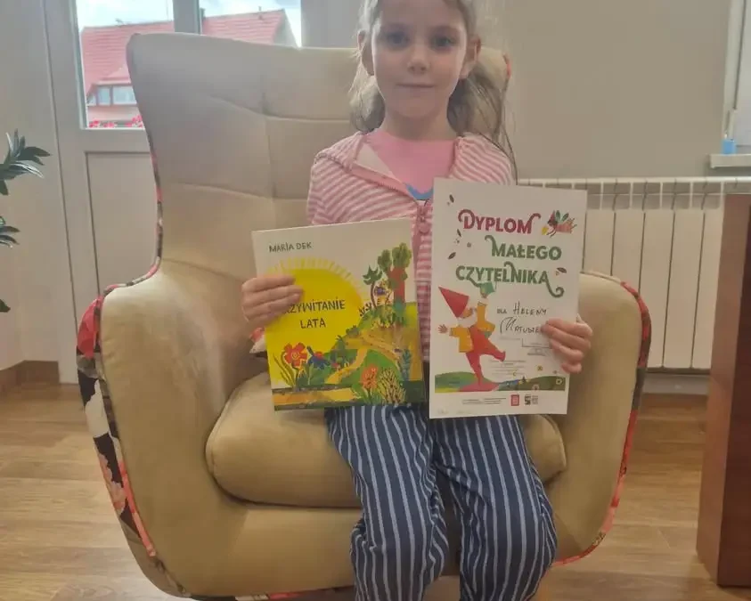 Mali czytelnicy z Kobylina nagrodzeni w akcji „Mała książka – wielki człowiek”