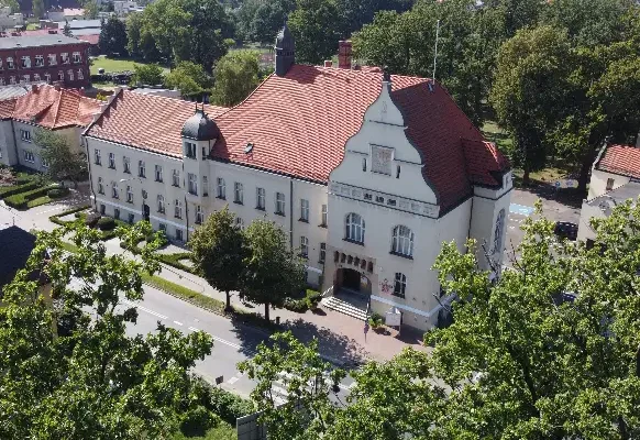 Gmina Krotoszyn ogłasza przetargi na fotowoltaikę i zagospodarowanie terenu w Smoszewie