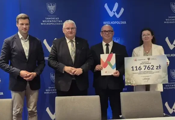 Krotoszyn buduje podziemne zbiorniki na deszczówkę przy bibliotece