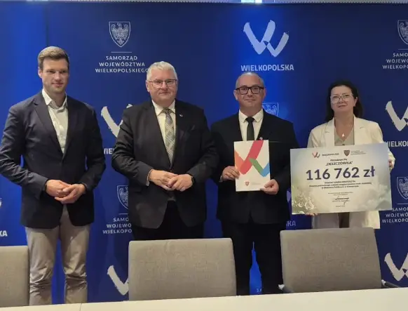 Krotoszyn buduje podziemne zbiorniki na deszczówkę przy bibliotece