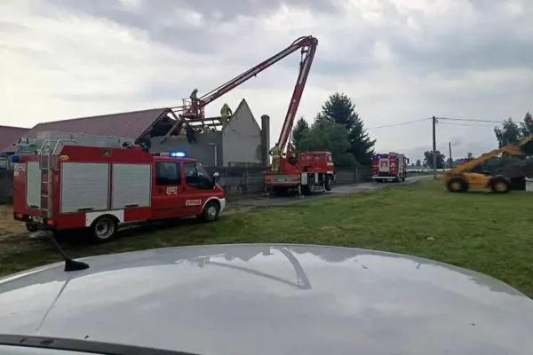 Nawałnica nad gminą Rozdrażew: strażacy interweniowali 15 razy