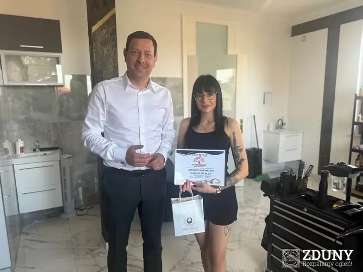 Pierwsze Firmy Przyjazne Seniorom w gminie Zduny – zniżki i darmowy basen