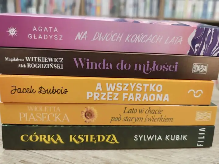Filia Biblioteczna w Smolicach zaprasza na wakacyjne lektury