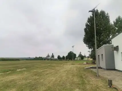 Gmina stawia na ekologię: nowe lampy solarne w Mokronosie, Orli i Orlince