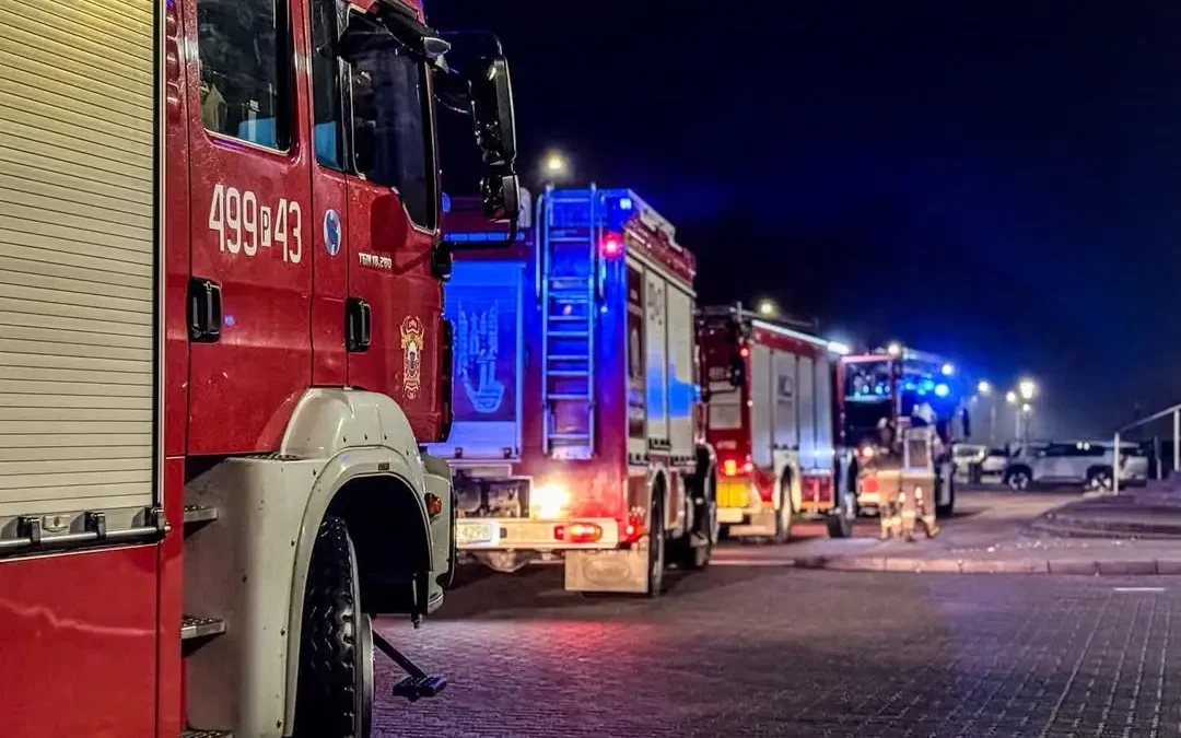 Interwencja strażaków w Krotoszynie: zapach spalenizny w budynku wielorodzinnym