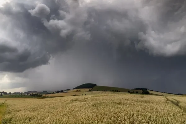Ostrzeżenie meteorologiczne: burze w powiecie jarocińskim