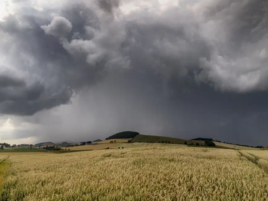 Ostrzeżenie meteorologiczne: burze w powiecie jarocińskim
