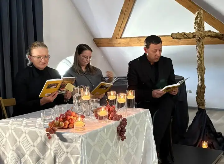 Narodowe Czytanie „Dziadów” w Zdunach – wspólna lektura z burmistrzem