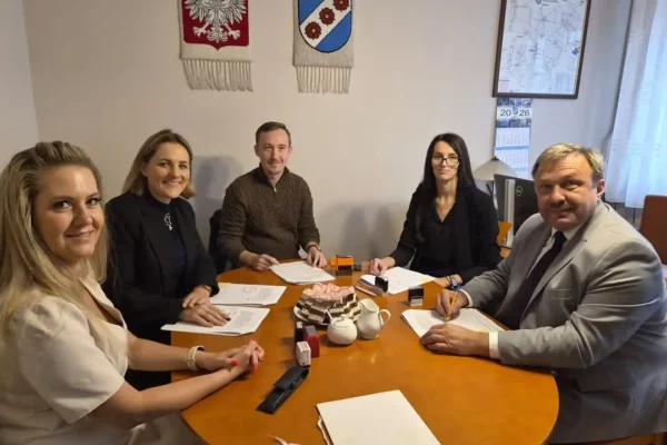 Krotoszyn i Rozdrażew łączą siły. Umowa na dokumentację drogi Różopole – Dąbrowa podpisana