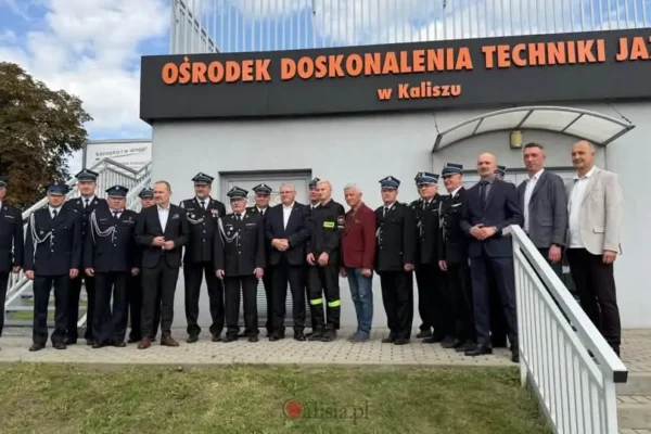 Nowy zestaw „Zapora I” dla OSP Koźmin Wielkopolski. Sprzęt sfinansował WORD w Kaliszu