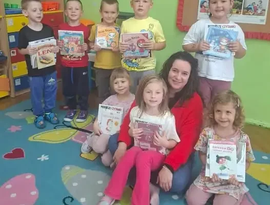 Przedszkolaki z Zalesia Wielkiego zostały czytelnikami biblioteki w Kobylinie