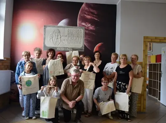 Międzypokoleniowe warsztaty ekologiczne w bibliotekach w Kobiernie i Biadkach