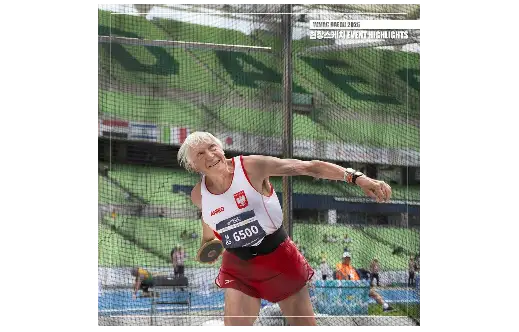 Czesław Roszczak z siedmioma medalami Mistrzostw Świata Masters w Daegu