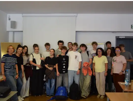 Uczniowie z Krotoszyna projektują wielkoformatową grę planszową o żywiołach