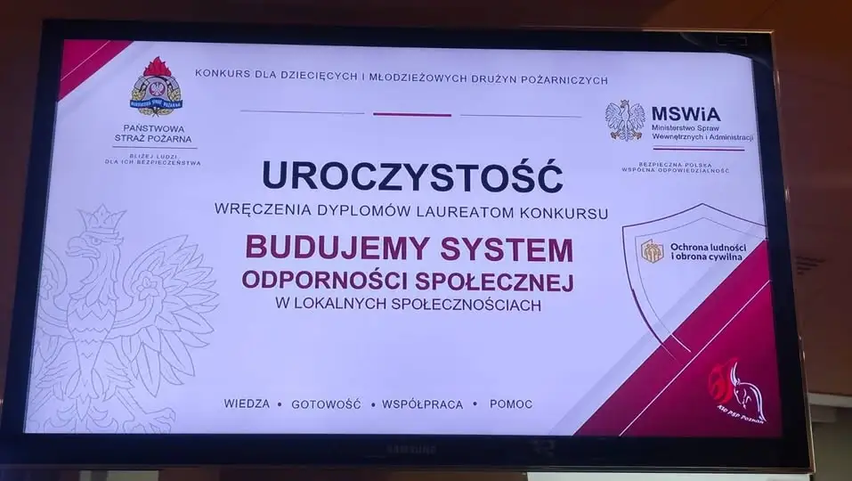 Strażacy z OSP Borzęciczki, Czarny Sad i Wałków na wręczeniu dyplomów w Poznaniu