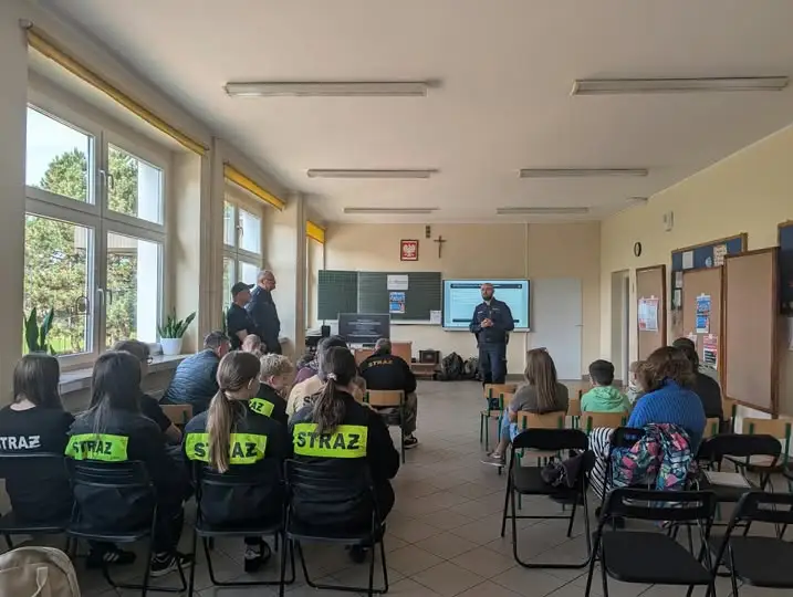 Koźmin Wielkopolski: rodziny uczyły się reagować na zagrożenia podczas Akademii OLiOC