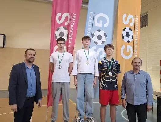 Turniej tenisa stołowego sołectw i rad osiedlowych w Koźminie Wielkopolskim rozstrzygnięty