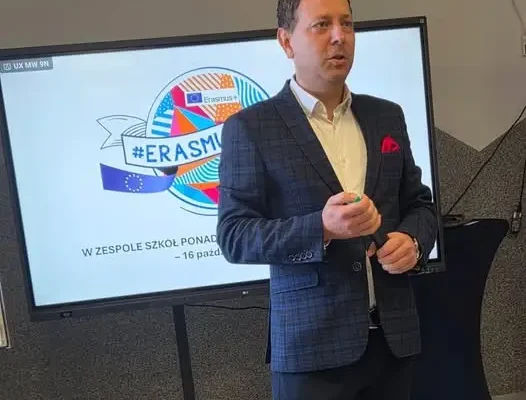 Erasmus Day w ZSP Zduny: hiszpański klimat i zapowiedź wyjazdu do Granady