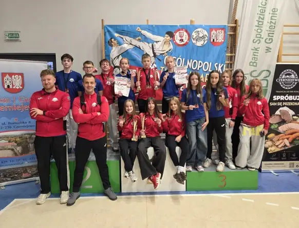 18 medali karateków z Krotoszyna na turnieju Czerniejewo Cup 2026